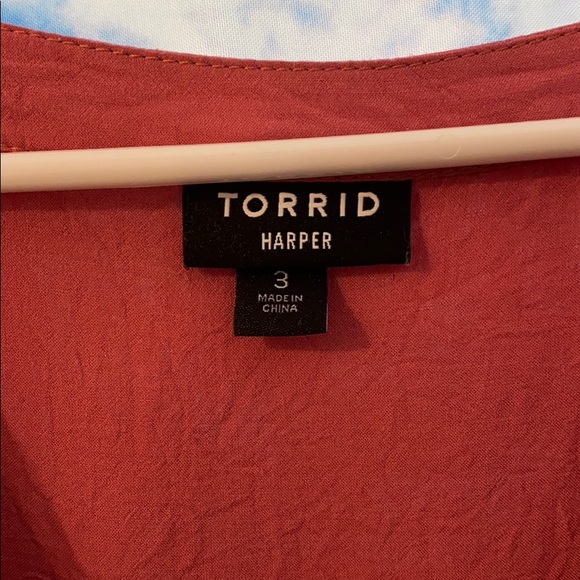 Muave pink torrid button up shirt - Picture 3 of 4